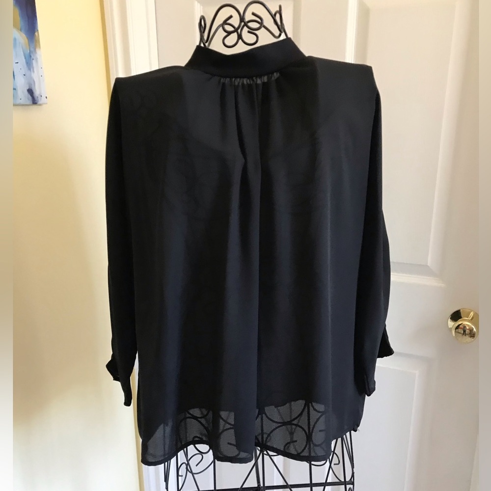 Modern Citizen Black High Neck Blouse Size Large EUC Classic Style